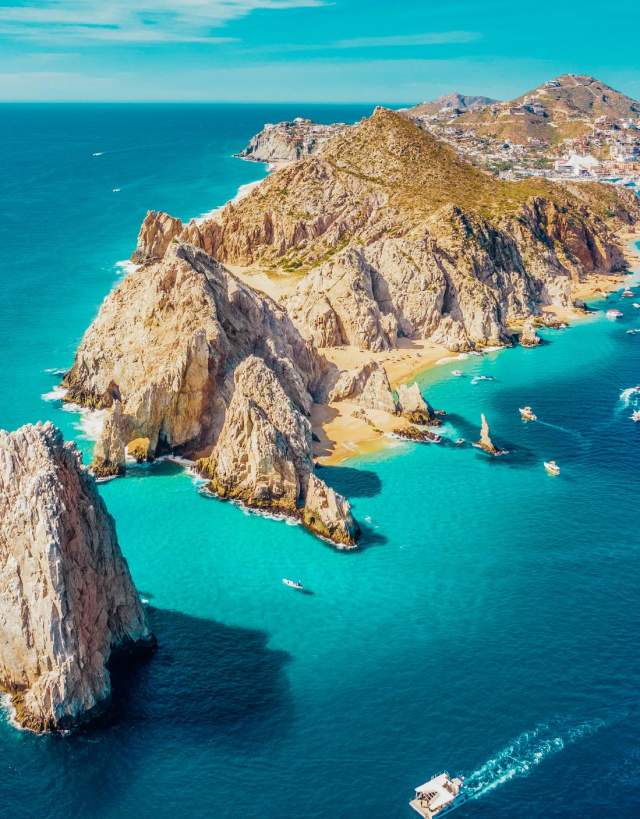 Los Cabos coastline and luxury resort setting