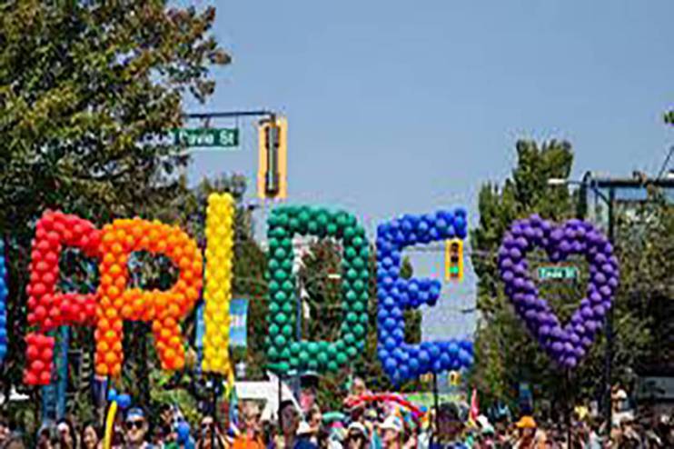 Vancouver pride parede