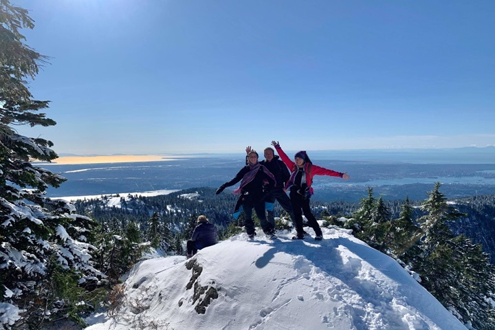 Vancouver Winter Fun North Shore Mountains Grouse, Mount Seymour, Cypress Private @ Globalduniya 