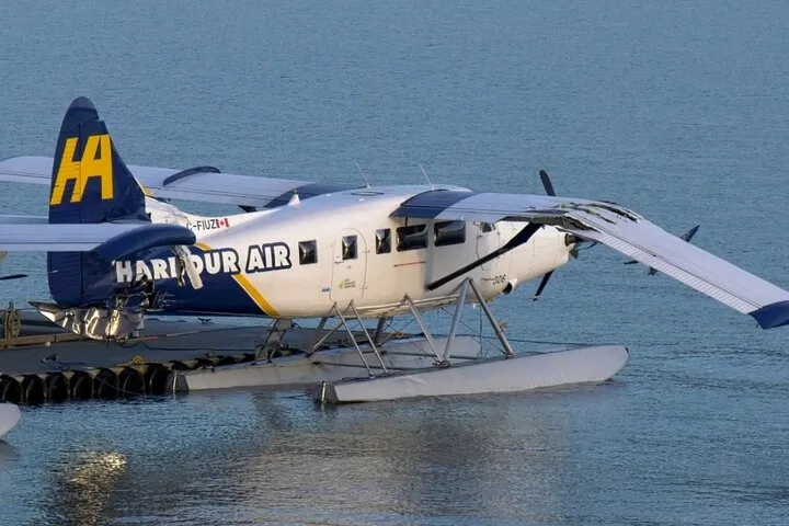 Float Plane Tour to Bowen Island with Dine-in @ Globalduniya